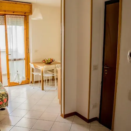 아파트 Fuoriporta Affitti Brevi - New A Casa Da Ida